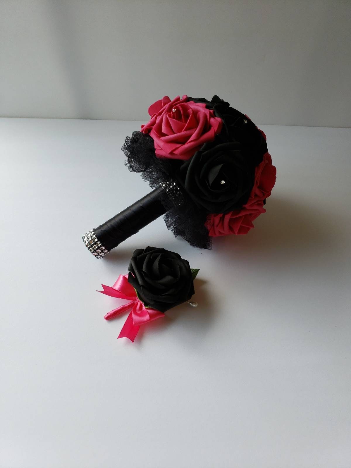 Gothic Skull Fuschia and Black Wedding Bouquet, Bridal Bouquet, Bridesmaid Bouquet, Matching Corsages and Boutonnieres, Halloween Wedding