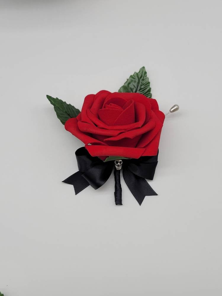 Gothic Skull Red and Black Wedding Bouquet,Bridal Bouquet, Bridesmaid Bouquet, Matching Corsages and Boutonnieres, Halloween Wedding