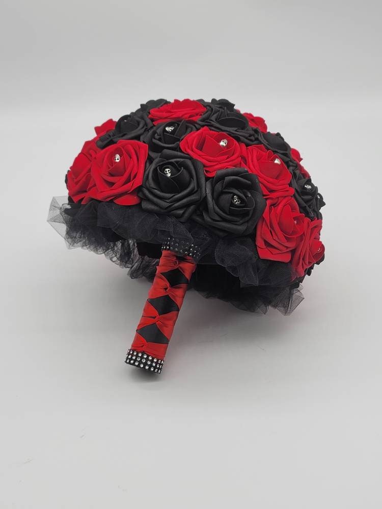 Gothic Skull Red Wedding Bouquet, Bridal Bouquet, Bridesmaid Bouquet, Matching Corsages and Boutonnieres, Halloween Wedding