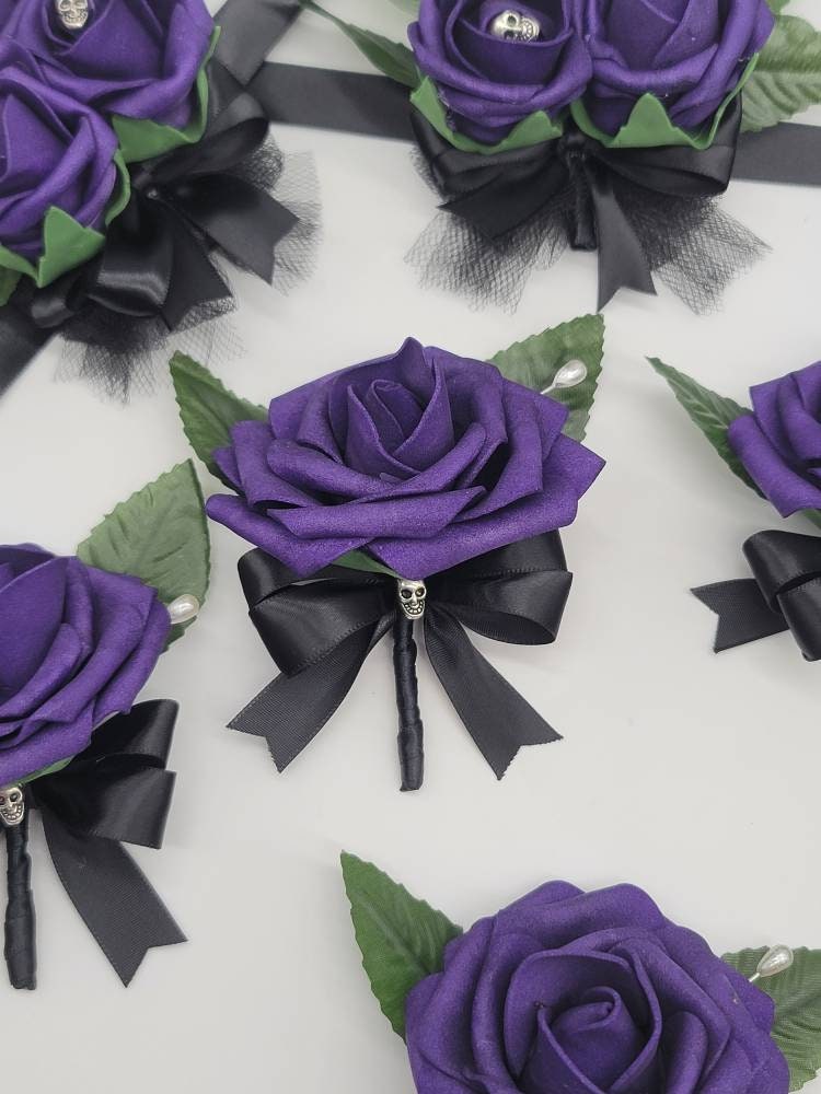 Gothic Skull Dark Purple and Black Wedding Bouquet, Bridal Bouquet, Bridesmaid Bouquet,Matching Corsages and Boutonnieres,Halloween Wedding