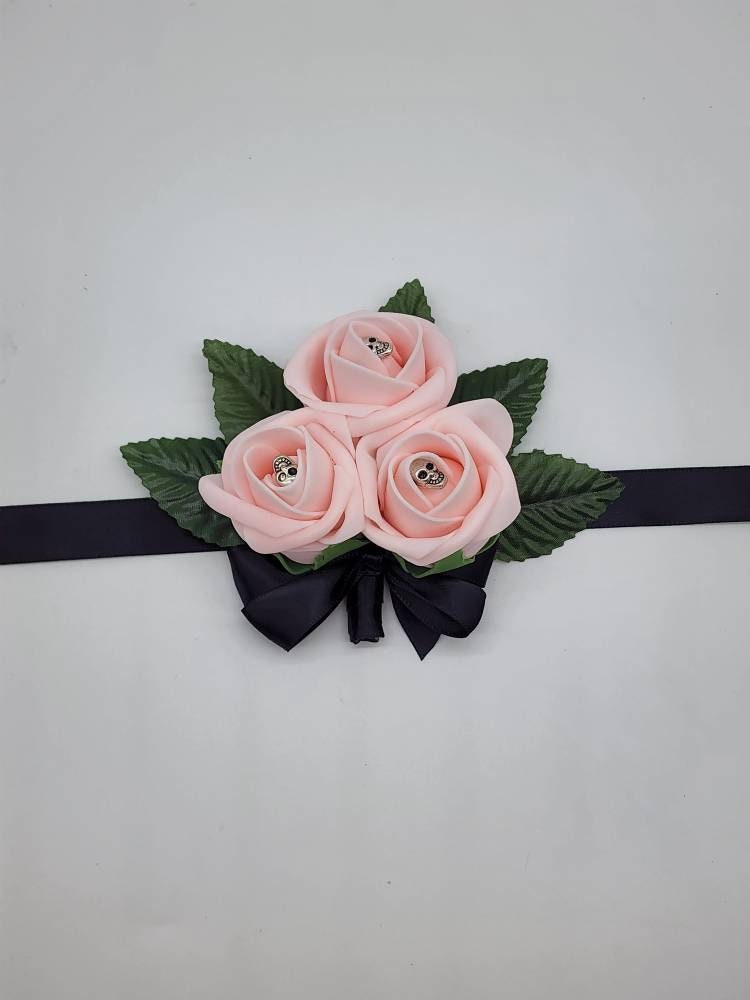 Gothic Black and Blush Skull Wedding Bouquet, Bridal Bouquet, Bridesmaid Bouquet, Matching Corsages and Boutonnieres, Halloween Wedding