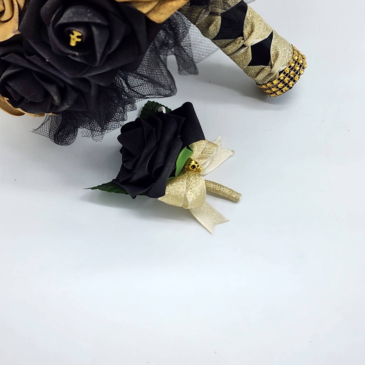 Gothic Skull Black and Gold Wedding Bouquet, Bridal Bouquet, Bridesmaid Bouquet, Matching Corsages and Boutonnieres, Halloween Wedding