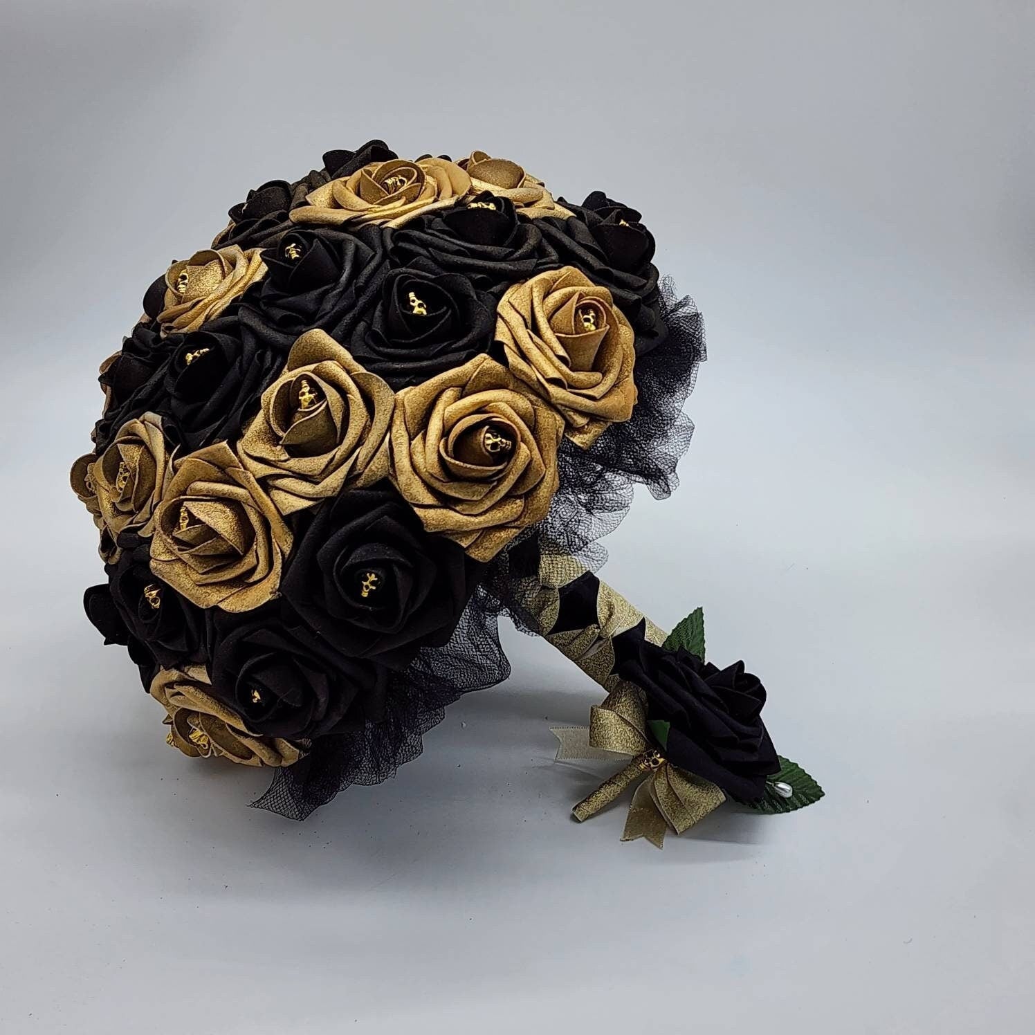 Gothic Skull Black and Gold Wedding Bouquet, Bridal Bouquet, Bridesmaid Bouquet, Matching Corsages and Boutonnieres, Halloween Wedding
