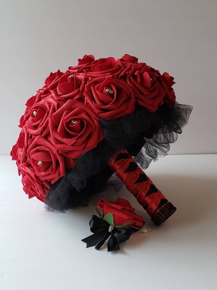 Gothic Skull Red and Black Wedding Bouquet,Bridal Bouquet, Bridesmaid Bouquet, Matching Corsages and Boutonnieres, Halloween Wedding
