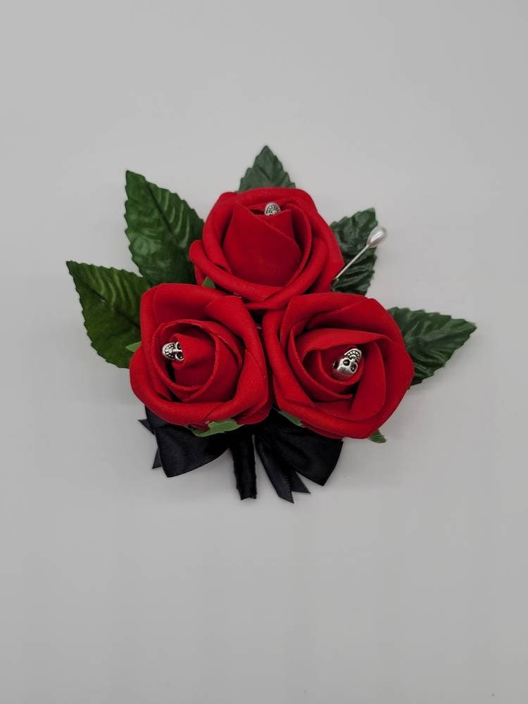 Gothic Skull Red And white Wedding Bouquet, Bridal Bouquet, Bridesmaid Bouquet, Matching Corsages and Boutonnieres, Halloween Wedding