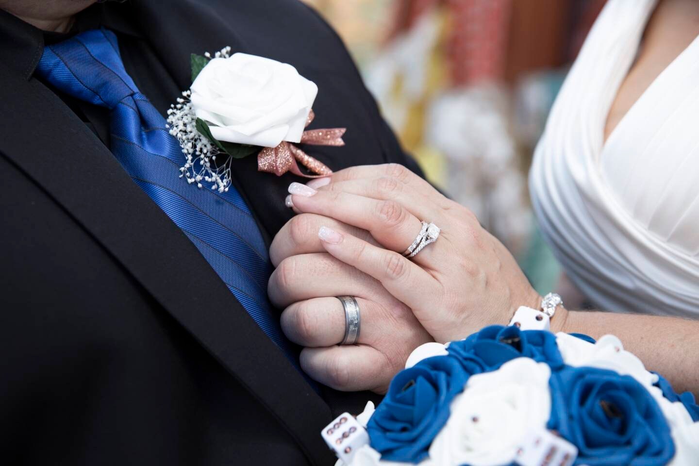 White And Rose Gold Boutonnieres And Corsages,27 Colors Available, Corsages Available In Pin On And Wrist,Matching Bouquets Available