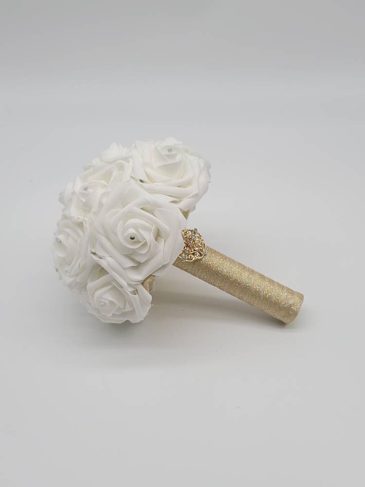 White And Gold Boutonnieres And Corsages,27 Colors Available, Corsages Available In Pin On And Wrist,Matching Bouquets Available