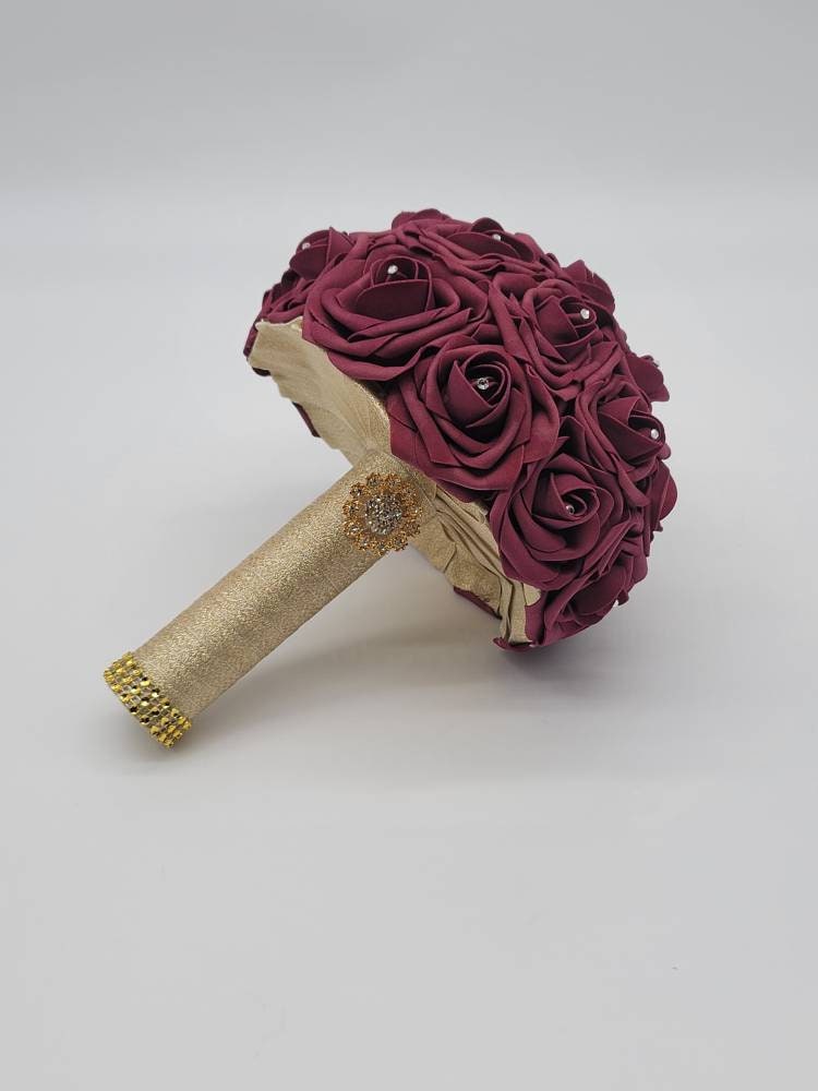 Burgundy And Gold Boutonnieres And Corsages,27 Colors Available, Corsages Available In Pin On And Wrist,Matching Bouquets Available