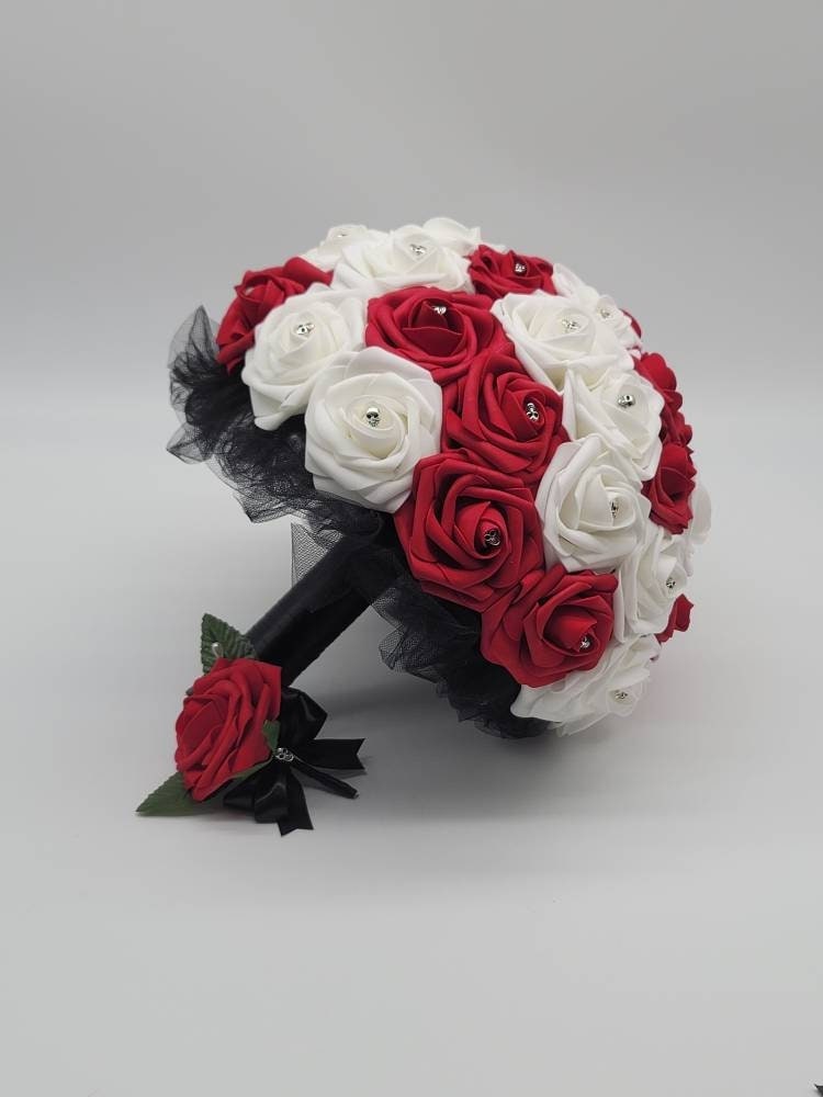 Gothic Skull Red And white Wedding Bouquet, Bridal Bouquet, Bridesmaid Bouquet, Matching Corsages and Boutonnieres, Halloween Wedding
