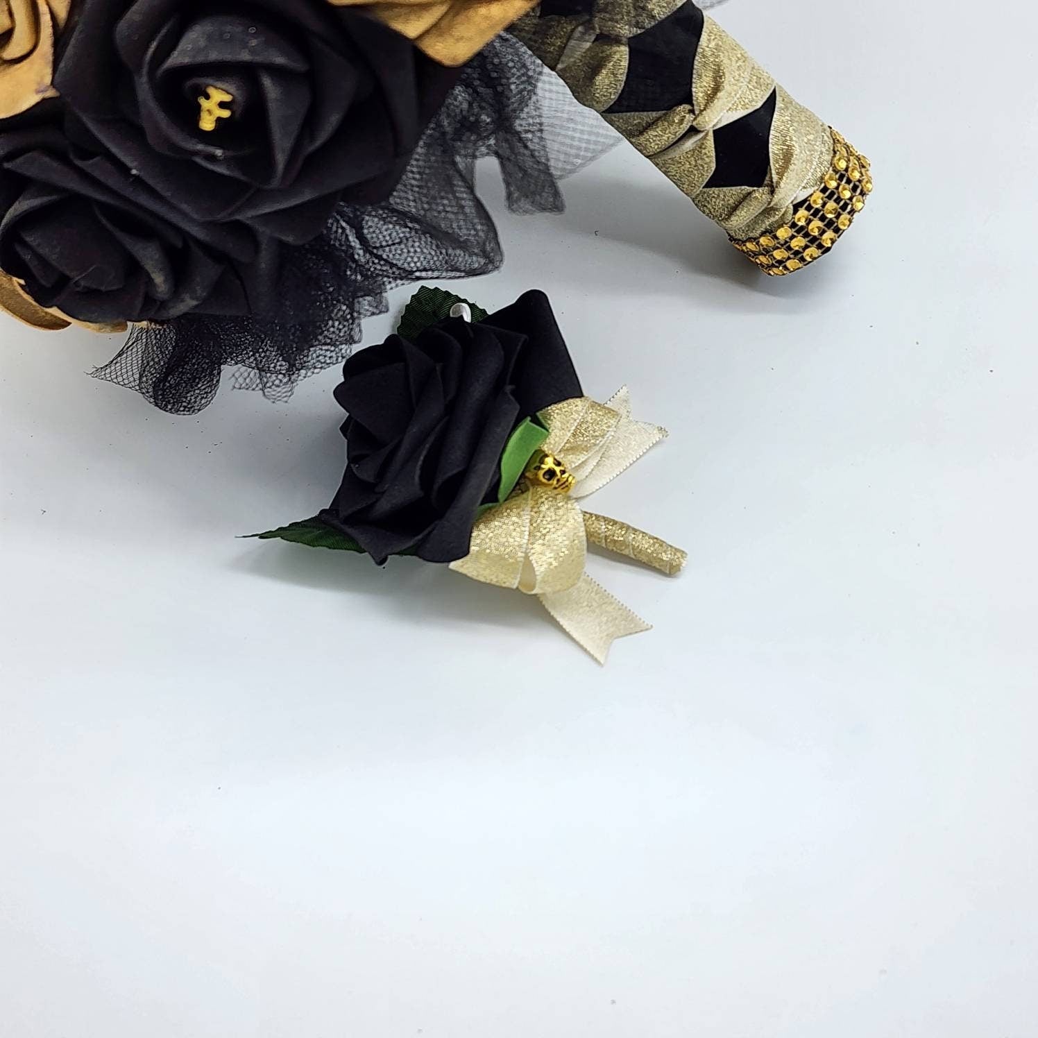Gothic Skull Black and Gold Wedding Bouquet, Bridal Bouquet, Bridesmaid Bouquet, Matching Corsages and Boutonnieres, Halloween Wedding